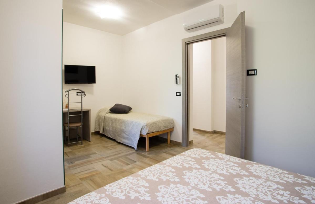 B&B Zac House Тойрано Екстериор снимка
